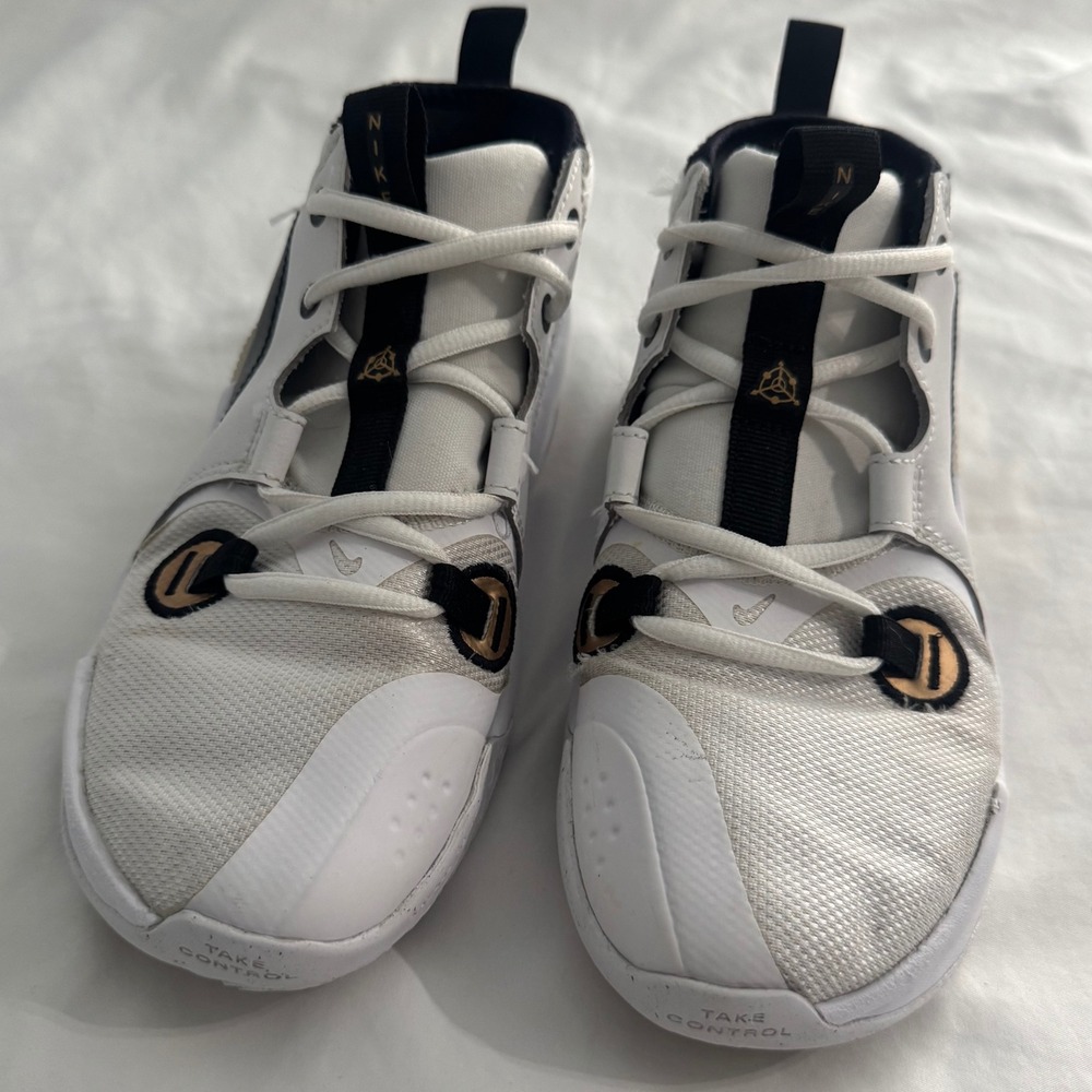 Nike Air Zoom Crossover 2 Mid GS Basketball Shoes White Gold Black Youth Sz 4.5Y
